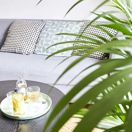 Eco Boutique Grau 2*