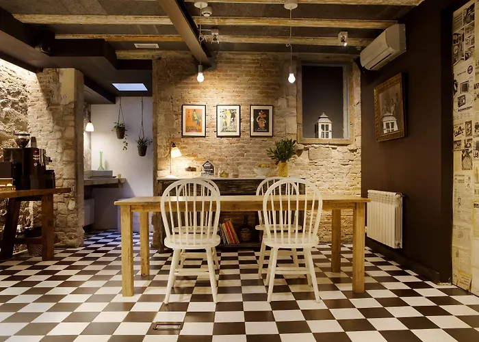 Eco Boutique Grau 2*