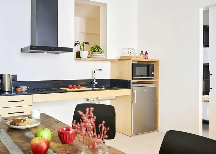 Eco Boutique Grau 2*